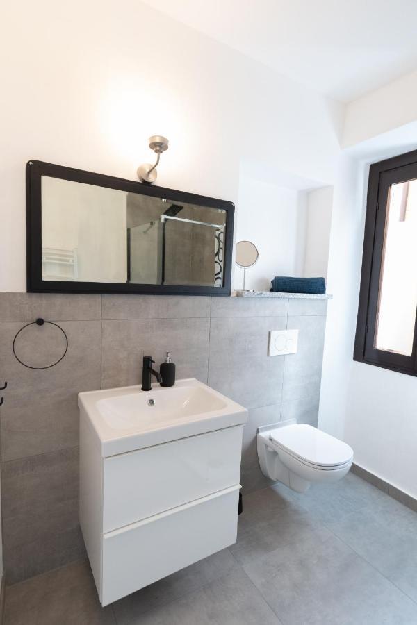 Casa Tobe Apartment Menaggio Bagian luar foto