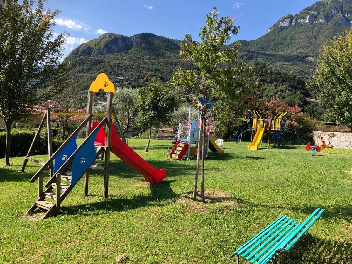 Casa Tobe Apartment Menaggio Bagian luar foto