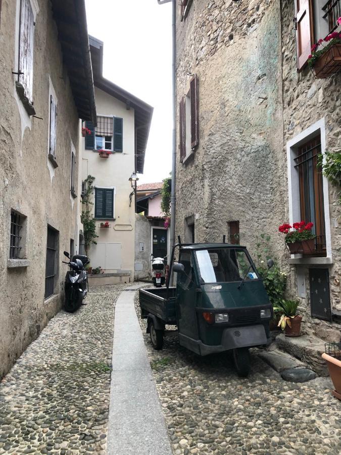 Casa Tobe Apartment Menaggio Bagian luar foto