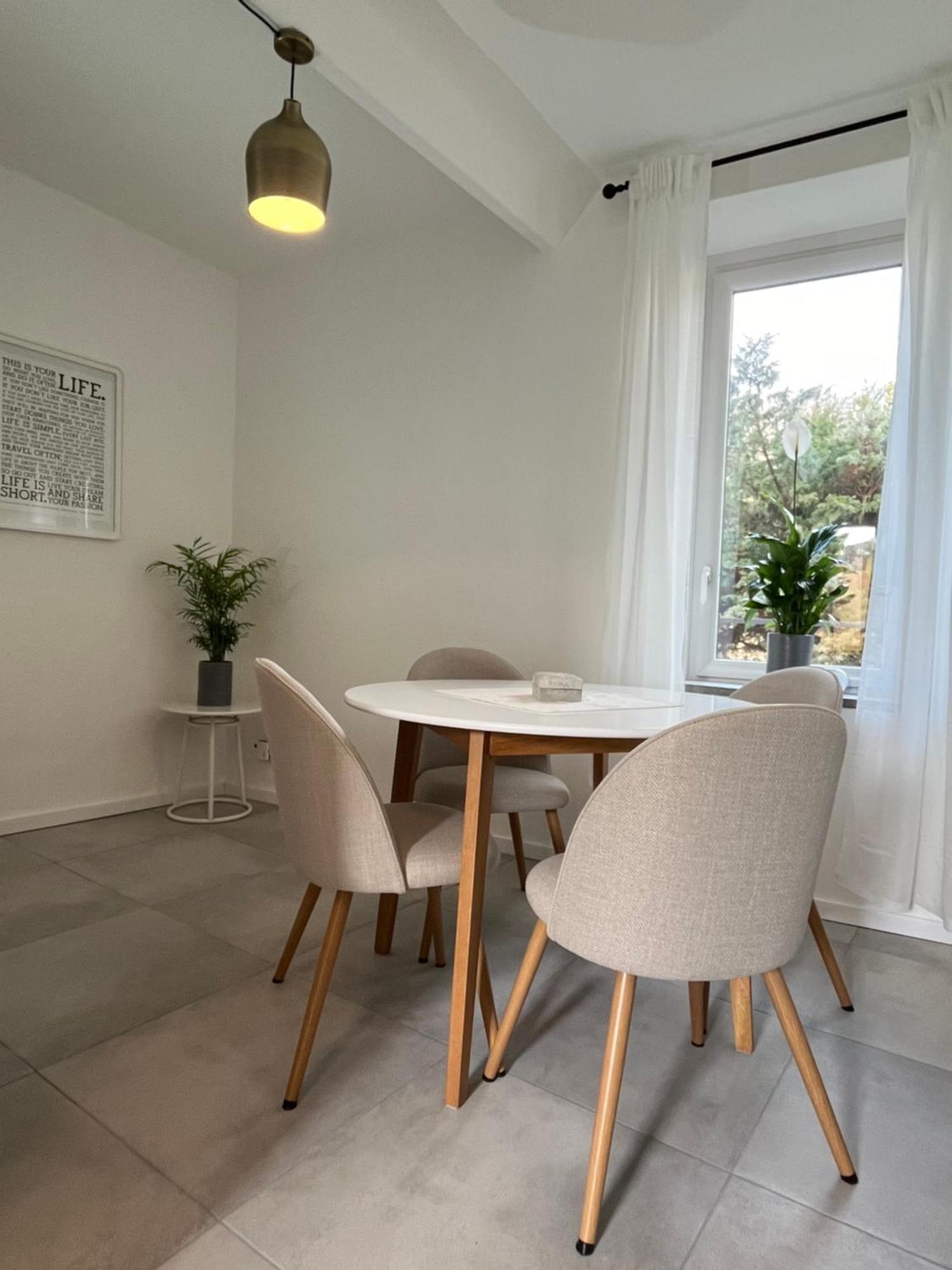 Casa Tobe Apartment Menaggio Bagian luar foto